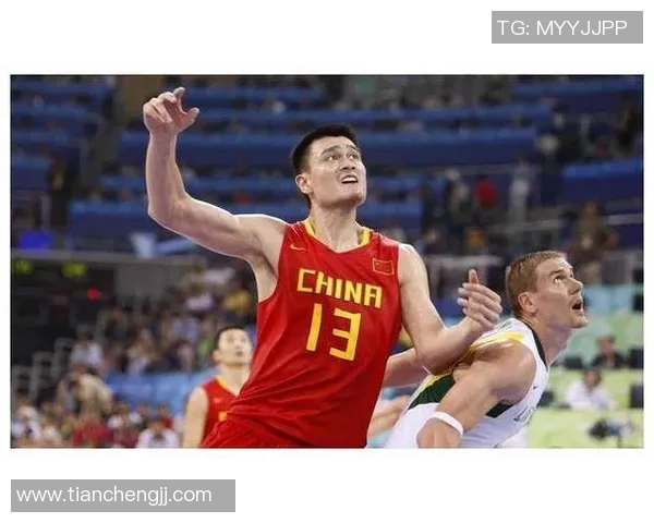 姚明的虚伪面具背后隐藏的真实故事与篮球传奇的碰撞