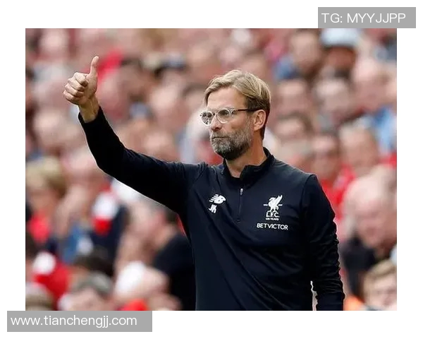 年轻帅气足球明星的崛起与未来展望:激情与梦想交织的绿茵传奇 年轻帅气足球明星的崛起与未来展望:激情与梦想交织的绿茵传奇