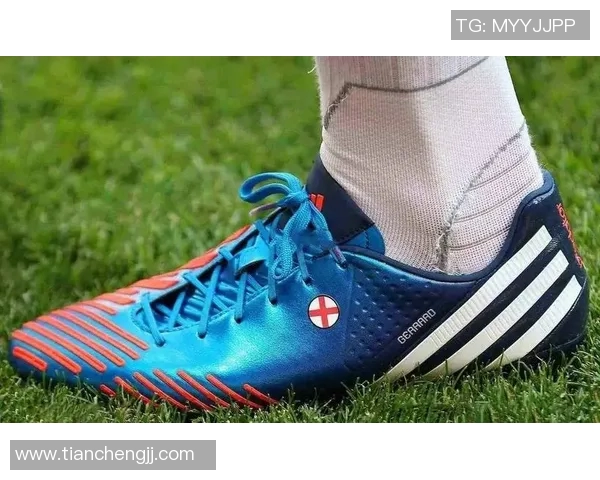 足球明星的鞋履选择揭秘：他们在场上穿什么鞋子助力表现