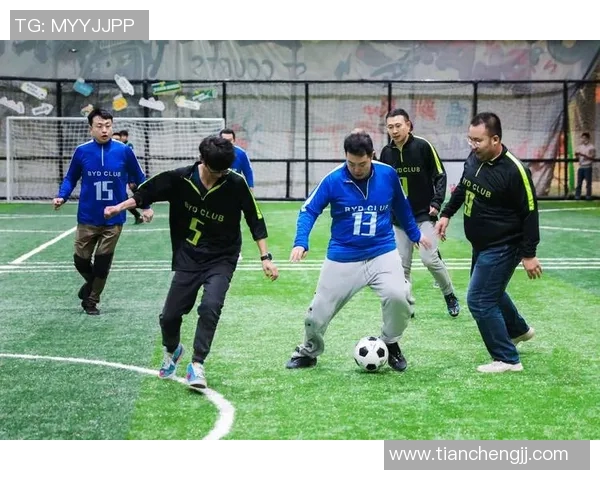 孩子们与足球明星亲密接触感受梦想的力量与激情